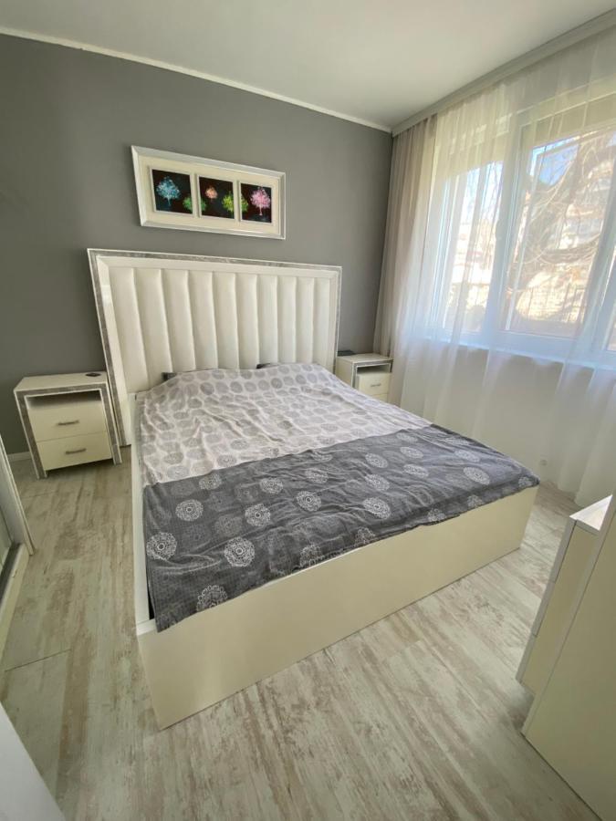 Ferienwohnung Odessos Warna Exterior foto